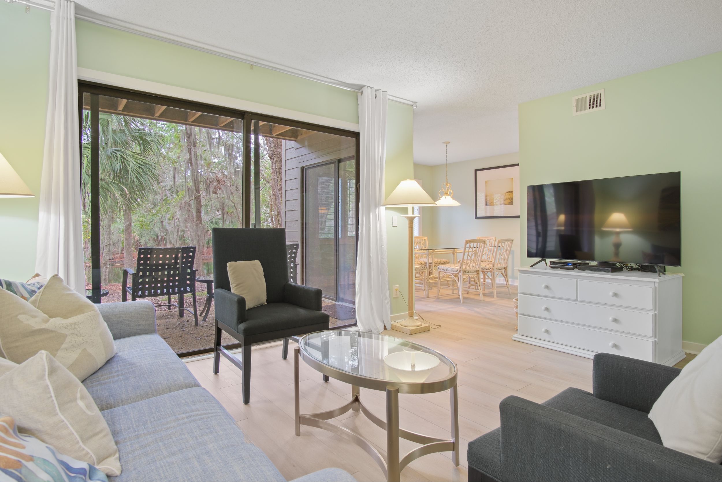 2322 Racquet Club is one of the beautiful properties available for rent/sale by Hilton Head Timeshares.